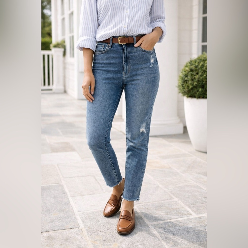 Just USA High Rise Straight Leg Jeans Distressed Raw Hem Medium Wash Size 8